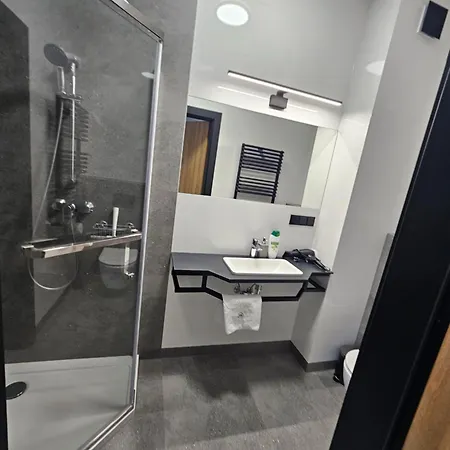 Lägenhet N 25 Przy Kaponierze Poznań