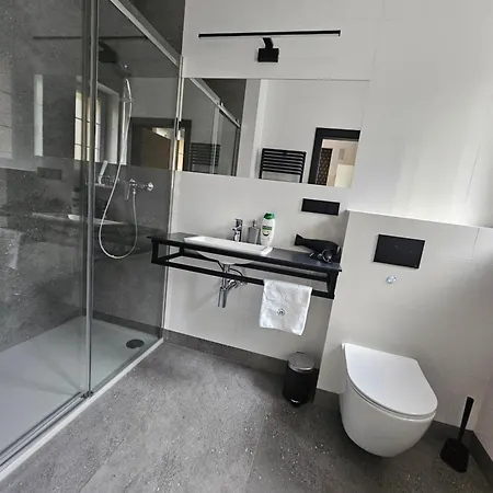 N 25 Przy Kaponierze *