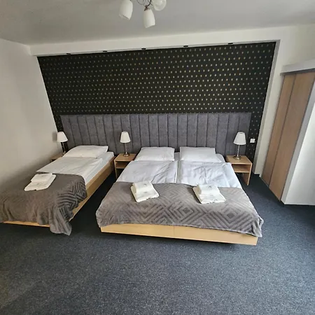 N 25 Przy Kaponierze Poznań