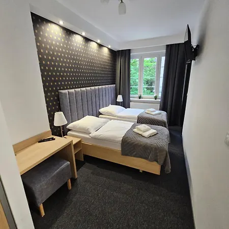 N 25 Przy Kaponierze Lägenhet